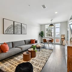 DEN 2880(U209) Zuni St. LoHi