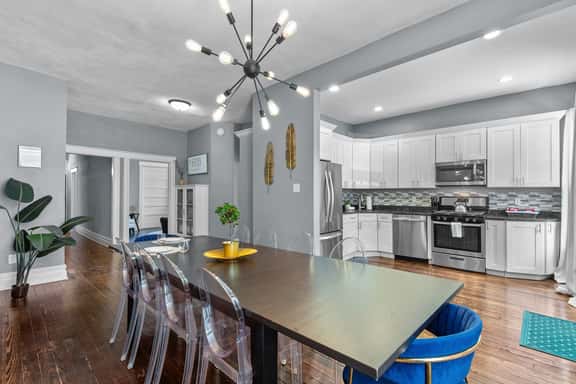 STL 4106 Russell Blvd - Image 1