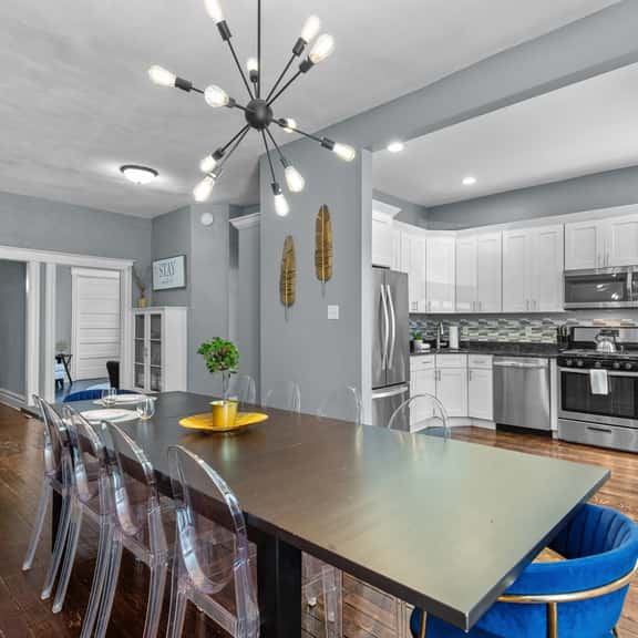 STL 4106 Russell Blvd - Image 1