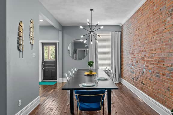 STL 4106 Russell Blvd - Image 2